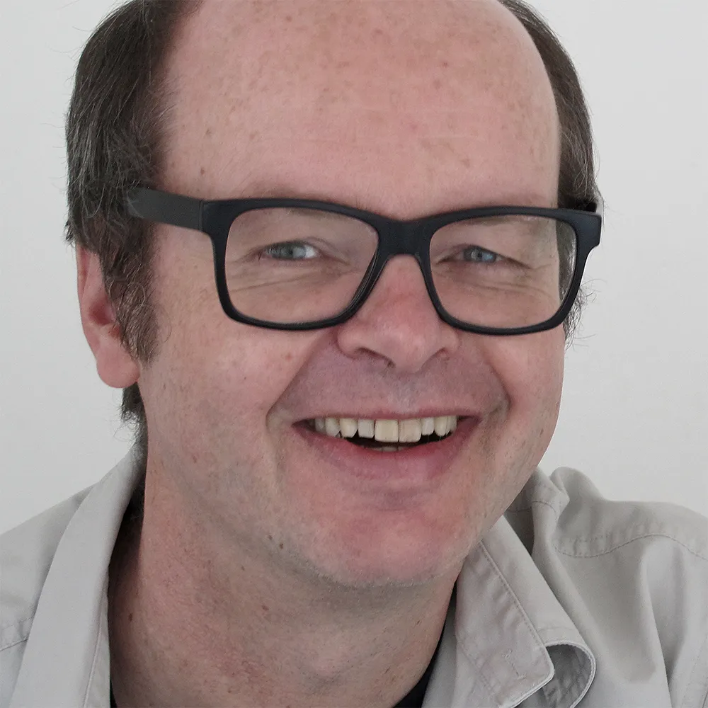 Stefan Bachmann