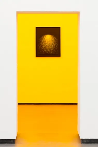 "Yellow Darkroom" / Ausstellungsansicht Fotogalerie Wien